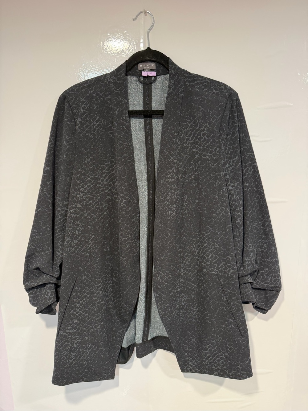 The Limited The Lexie Women's Snakeskin Charcoal‎ Open-Front Cardigan Blazer